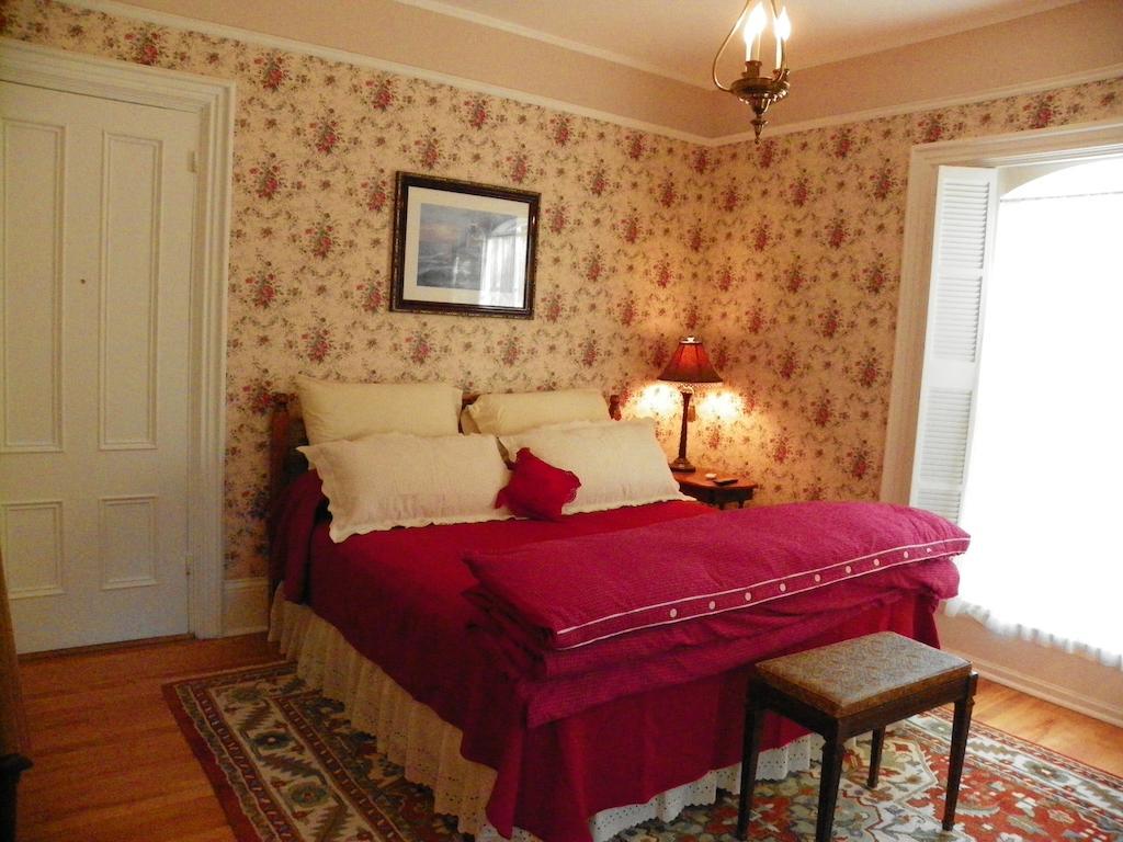 Homeport Historic Inn Searsport Room photo