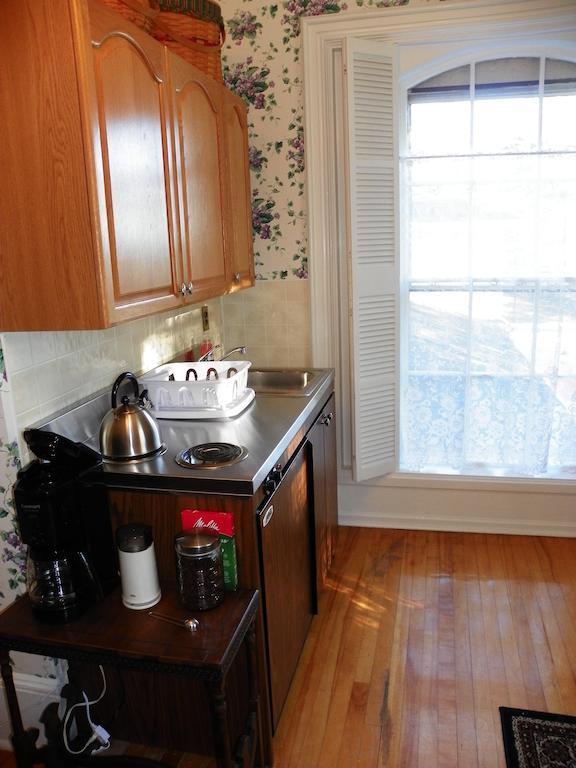 Homeport Historic Inn Searsport Room photo